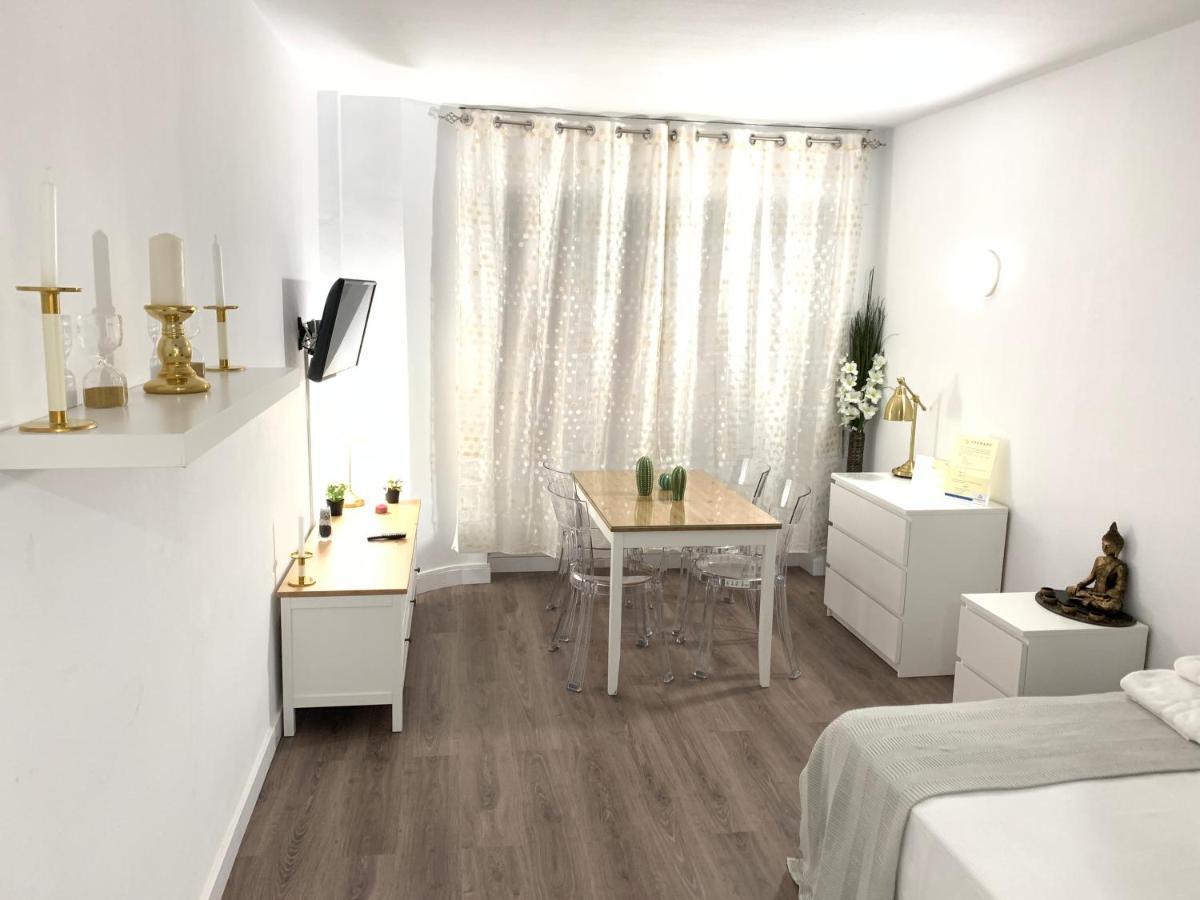 Resitur Luxury Apartment 329 Севілья Екстер'єр фото